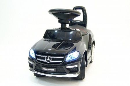 Детский толокар FUTUMAG Mercedes-Benz GL63 (A888AA) черный
